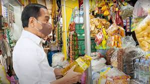 Presiden  Jokowi Amati Perkembangan Harga Minyak Goreng